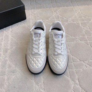 샤넬 여성용 스니커즈 C52898-1 2025/신상