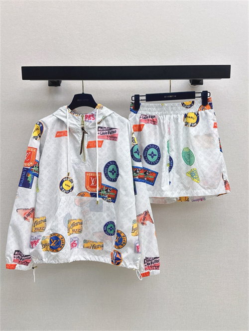 루이비통 후드 트레이닝 세트 L43907 2025/신상