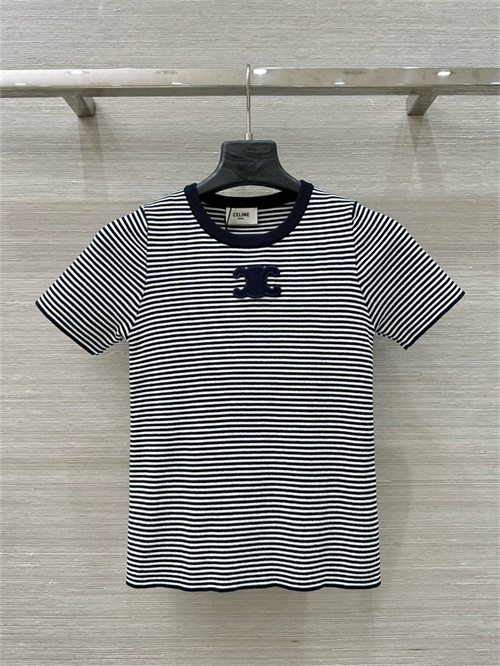 셀린느 반팔 티셔츠 C42206 2025/신상