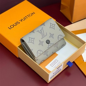 루이비통 빅토르 반지갑 M12635 2025/신상