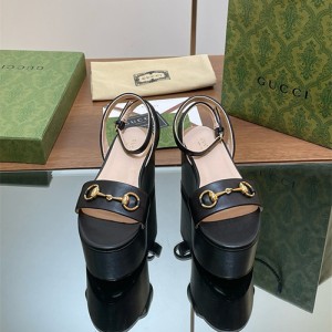 구찌 여성용 샌들 (굽높이8CM) G87854-2 2025/신상