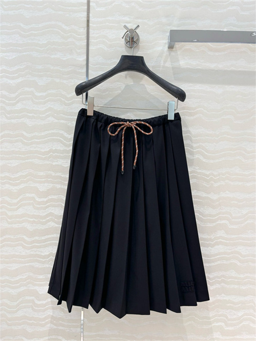 미우미우 스커트 M32802 2025/신상