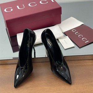 구찌 여성용 힐 (굽높이10.5CM) G75372-2 2025/신상