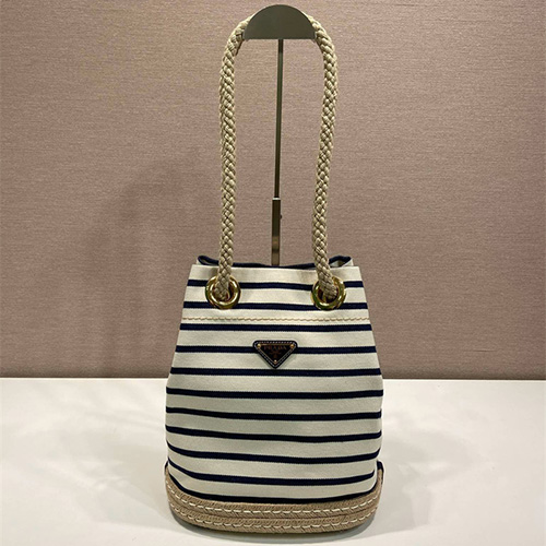 프라다 버킷백 1BE082 2025/신상