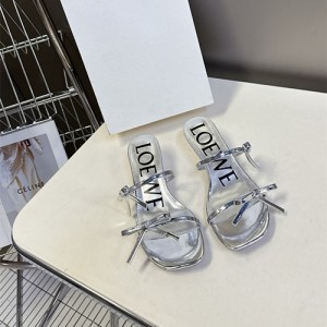 로에베 여성용 슬리퍼 L45322-2 2025/신상