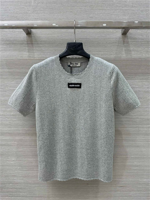 미우미우 반팔 니트 M42406 2025/신상