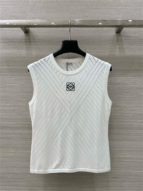 로에베 민소매 L12109 2025/신상