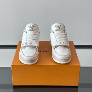 루이비통 남성용 스니커즈 L28541-1 2025/신상