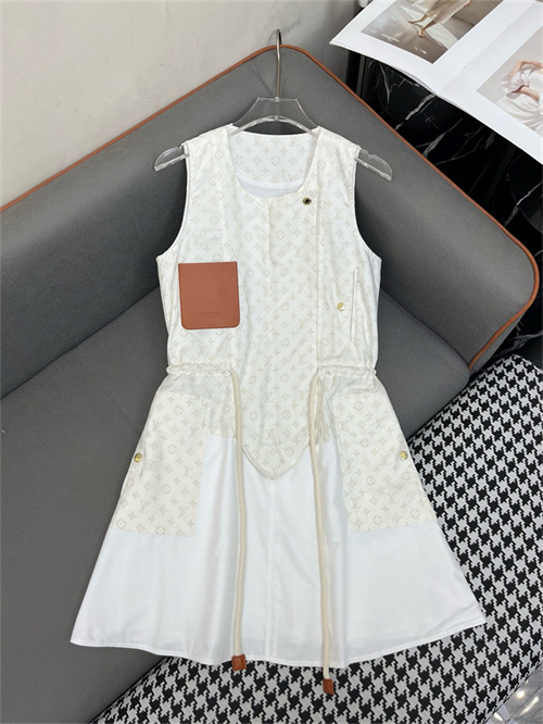 루이비통 민소매 원피스 L13408 2025/신상