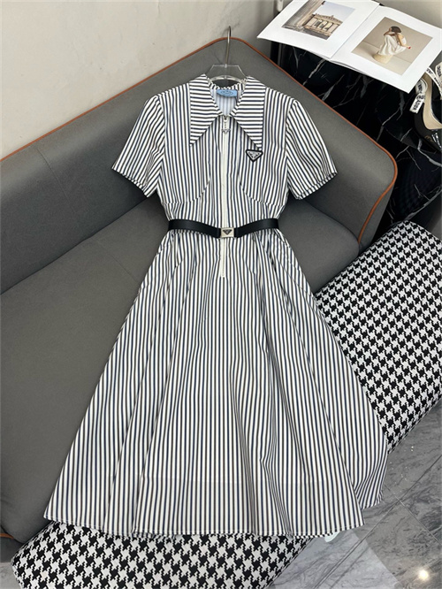 프라다 원피스 P43406 2025/신상