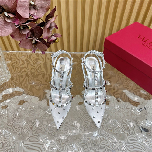 발렌티노 여성용 샌들 (굽높이9.5CM) V55564-1 2025/신상