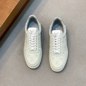 루이비통 남성용 스니커즈 L97542-1 2025/신상