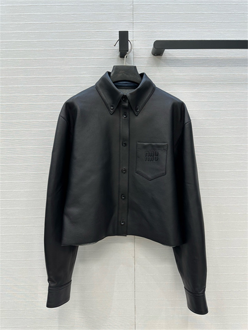 미우미우 양가죽 셔츠 M39501 2025/신상