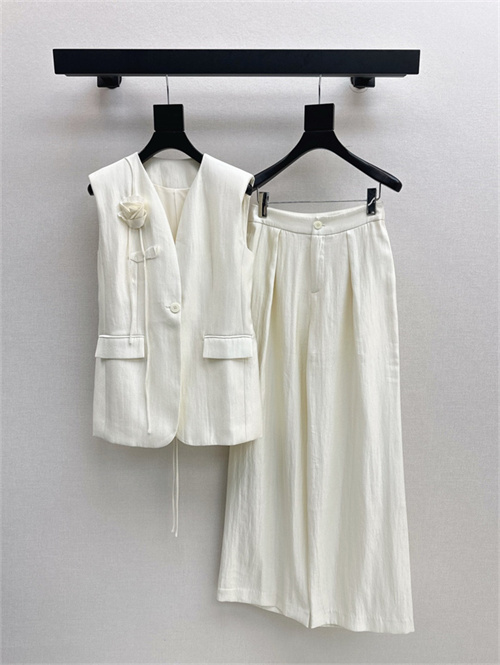 발렌티노 조끼 양복 바지 세트 V74102 2025/신상