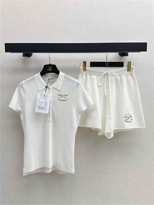 샤넬 반팔 폴로 니트 반바지 세트 C73908 2025/신상
