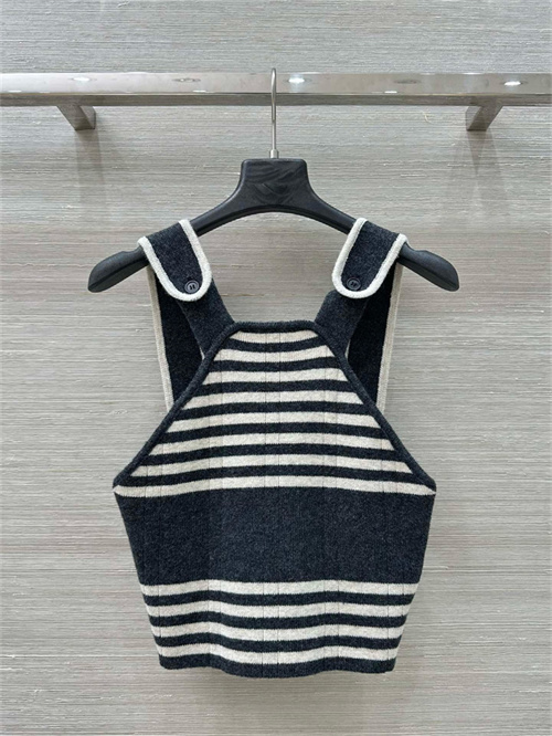 미우미우 민소매 M62496 2025/신상