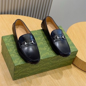 구찌 남성용 로퍼 G45549-2 2025/신상