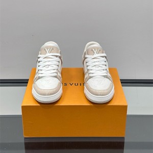 루이비통 남여공용 스니커즈 L93331-2 2025/신상