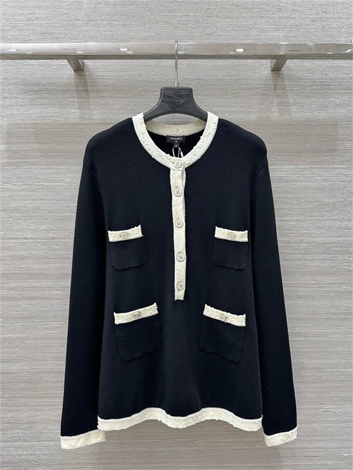 샤넬 긴팔 티셔츠 C63808 2025/신상