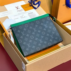 루이비통 포셰트 보야지 클러치백 MM M26031 2025/신상