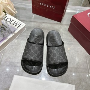 구찌 남성용 슬리퍼 G62276-1 2025/신상
