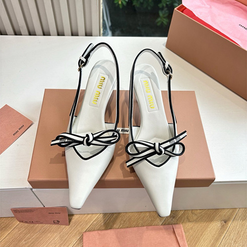 미우미우 여성용 샌들 M97868-1 2025/신상