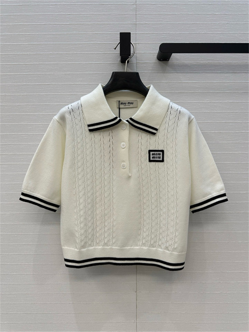 미우미우 반팔 폴로 니트 M72995 2025/신상