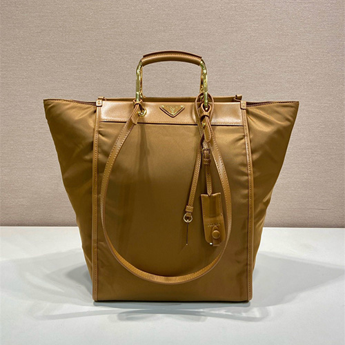 프라다 리나일론 라지 토트백 1BG561 2025/신상