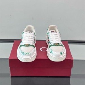 구찌 남성용 스니커즈 G83392-1 2025/신상