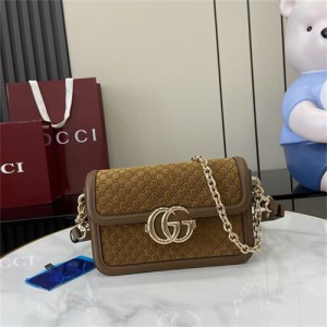 구찌 고 스몰 숄더백 826761 2025/신상