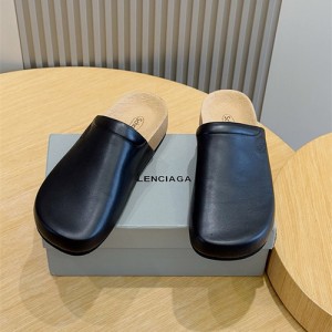 발렌시아가 남성용 슬리퍼 B62692-2 2025/신상