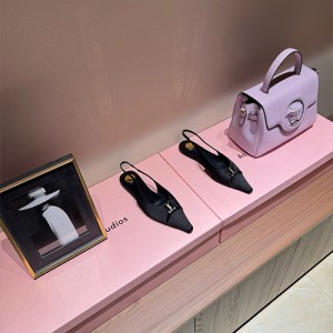 생로랑 여성용 샌들 Y78998-2 2025/신상