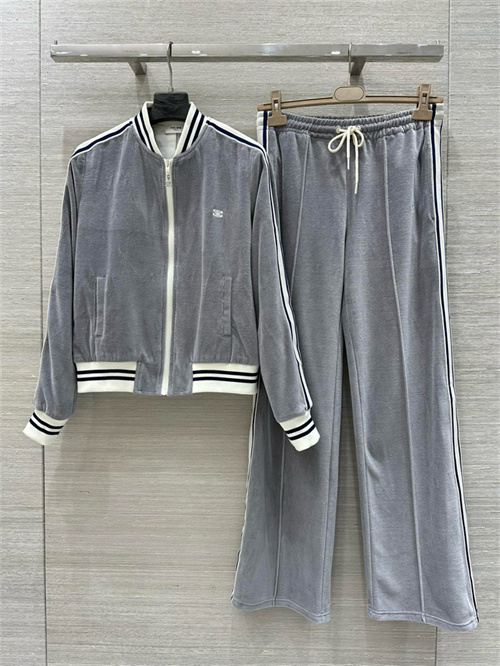 셀린느 트레이닝 세트 C34650 2025/신상