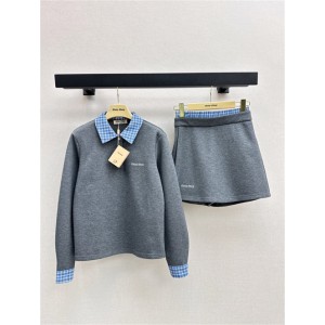 미우미우 긴팔 티셔츠 스커트 세트 M43704 2025/신상