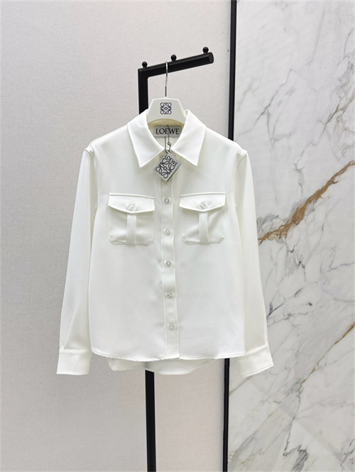 로에베 긴팔 셔츠 L92905 2025/신상