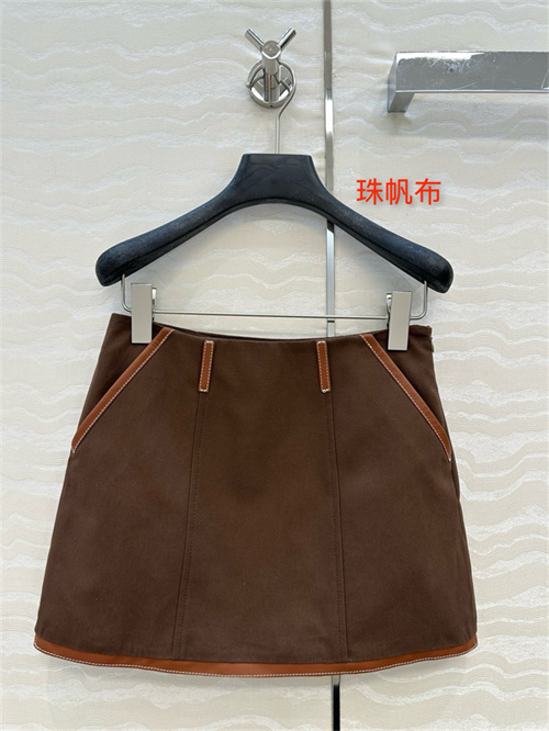 미우미우 스커트 M63101 2025/신상