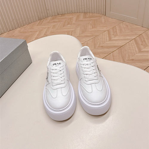 프라다 남여공용 스니커즈 P25525-1 2025/신상