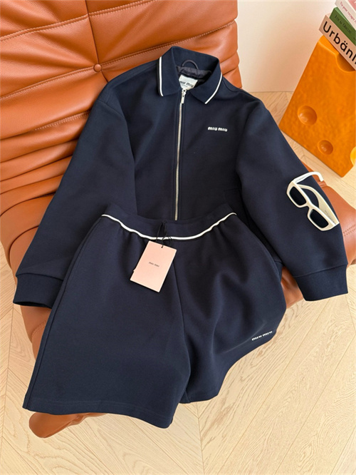 미우미우 자켓 반바지 세트 M26905 2025/신상