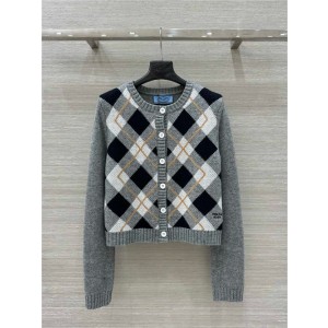 프라다 긴팔 가디건 P82556 2025/신상