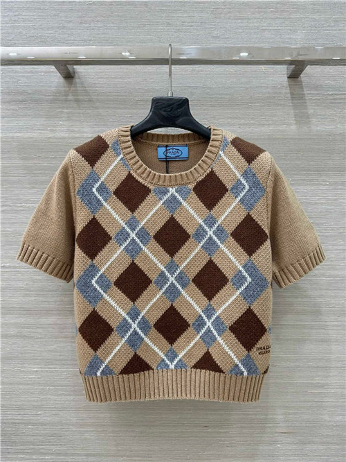 프라다 반팔 니트 P92355 2025/신상