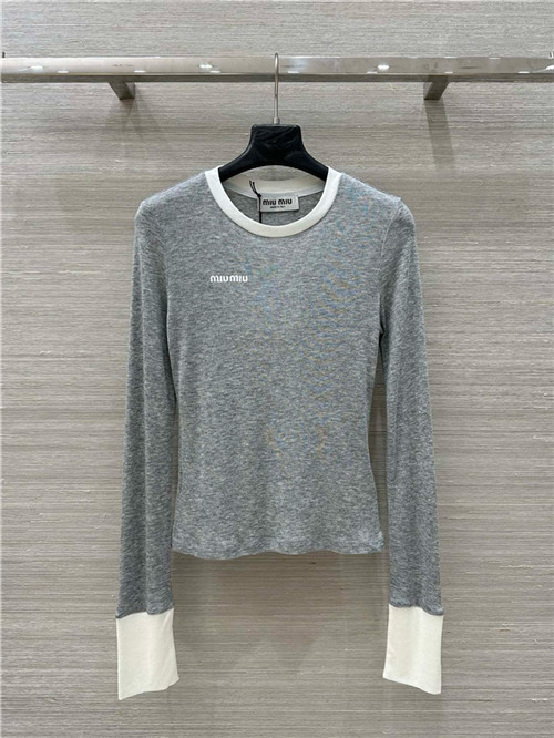 미우미우 긴팔 티셔츠 M41655 2025/신상