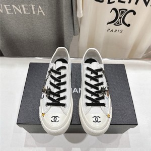 샤넬 여성용 스니커즈 C60981-2 2025/신상