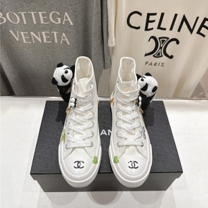 샤넬 여성용 스니커즈 C61081-2 2025/신상