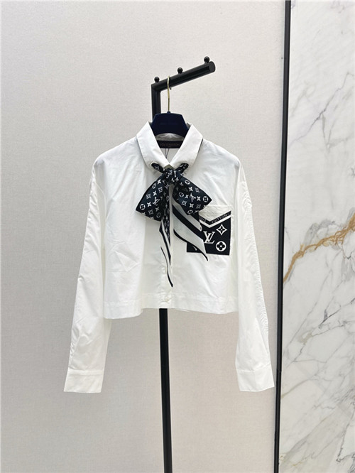 루이비통 긴팔 셔츠 L13107 2025/신상