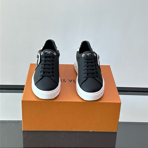 루이비통 남여공용 스니커즈 L93323-1 2025/신상