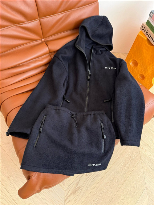 미우미우 후드 자켓 스커트 세트 M25705 2025/신상