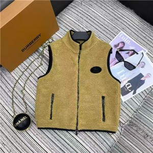 버버리 조끼 B82559 2025/신상