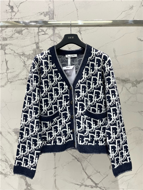 디올 긴팔 가디건 D82701 2025/신상