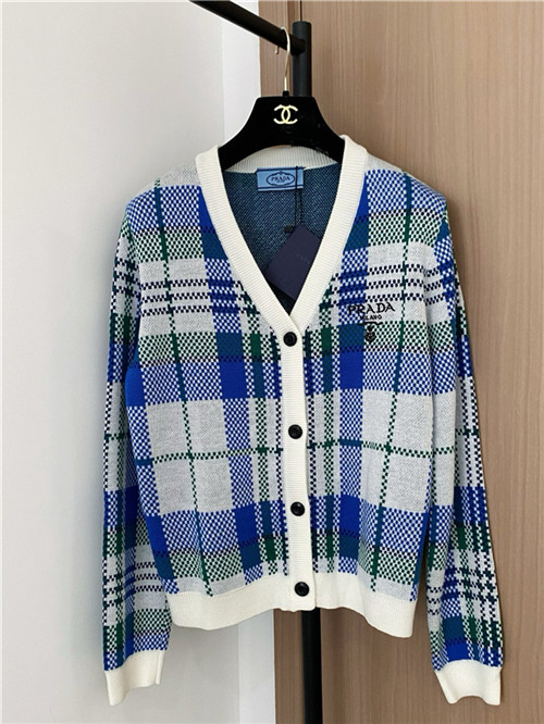 프라다 긴팔 가디건 P82407 2025/신상