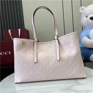 구찌 GG 엠블럼 라지 토트백 815213 2025/신상